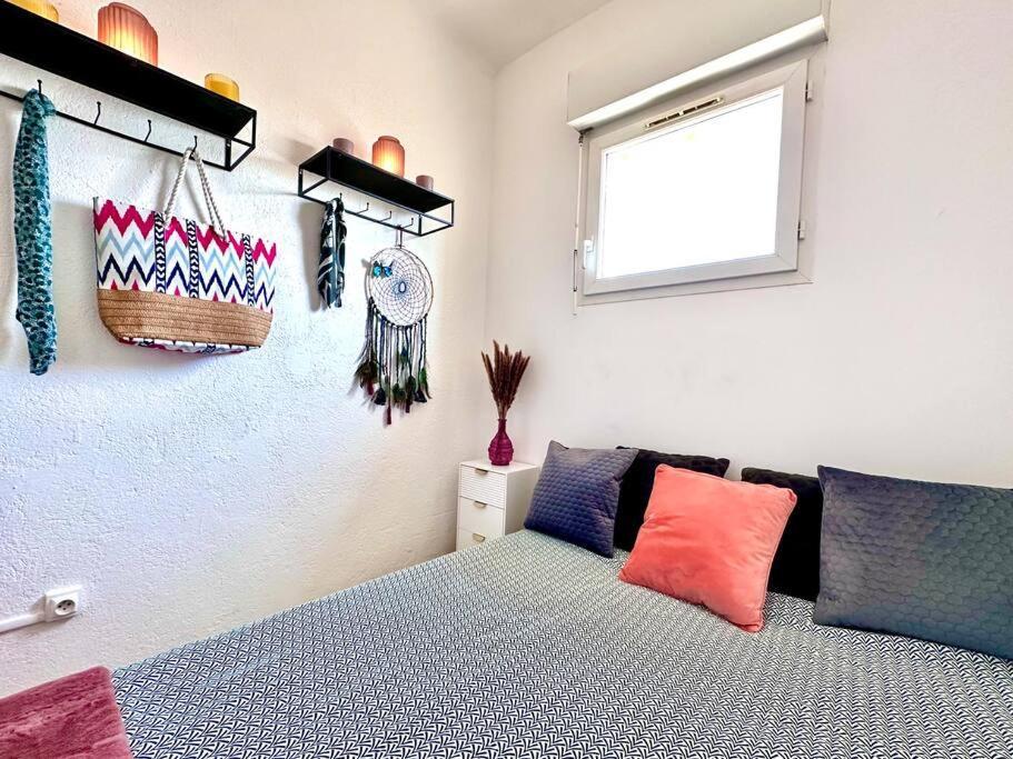 Le Coin De Mer 2, Bord De Mer, Plage 30M, Cosy, Clim, Wifi, 4 Personnes Fos-sur-Mer Exterior foto