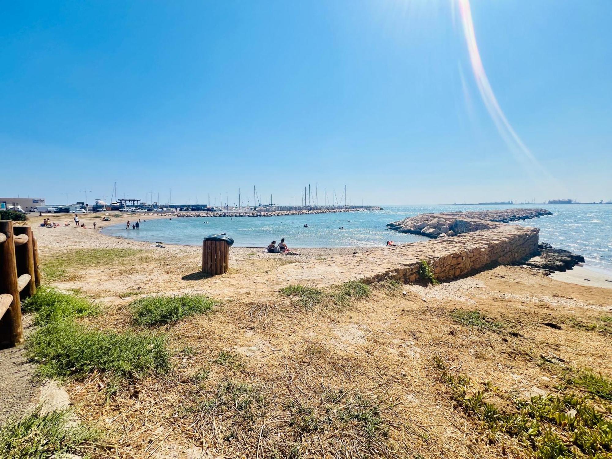 Le Coin De Mer 2, Bord De Mer, Plage 30M, Cosy, Clim, Wifi, 4 Personnes Fos-sur-Mer Exterior foto